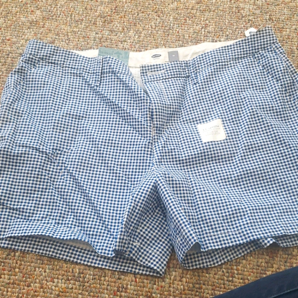 NWT Old Navy Blue Gingham Shorts